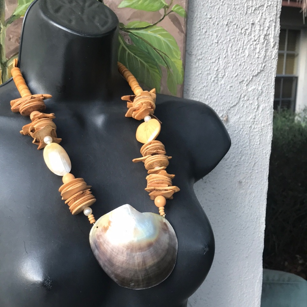 Large Shell And Coconut Husk Statement Necklace - image 3